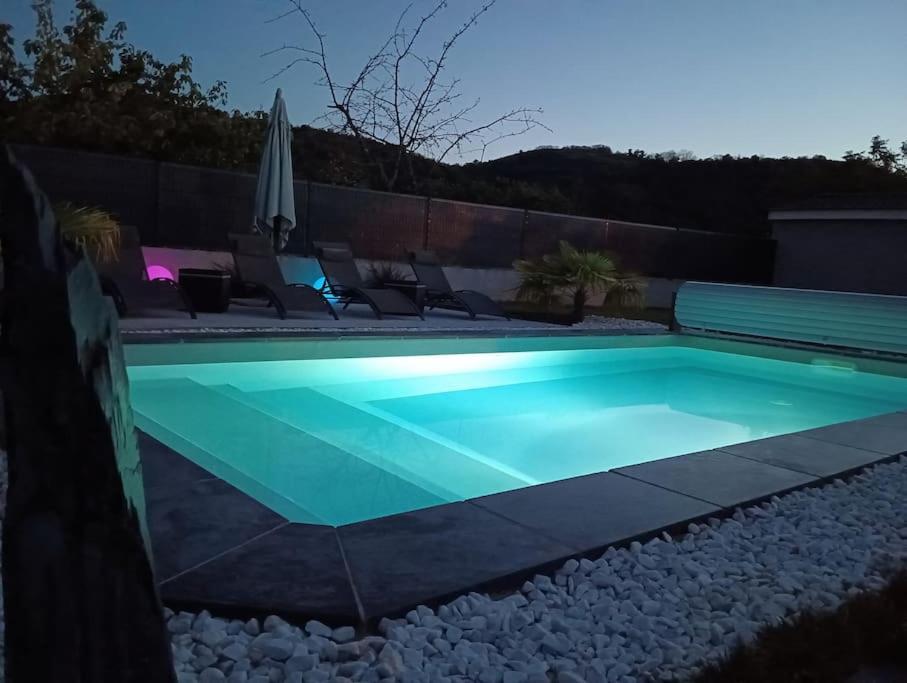 Chambre & Sdb Privee Avec Piscine En Bord De Via Rhona Sarras Bagian luar foto