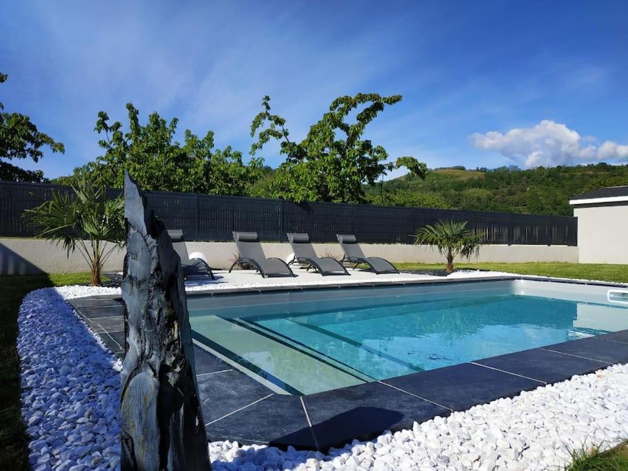 Chambre & Sdb Privee Avec Piscine En Bord De Via Rhona Sarras Bagian luar foto